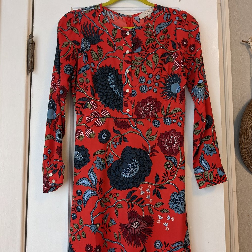 LIKE NEW! Ann Taylor Loft Primavera Tamale Red Floral Long Sleeve Dress
